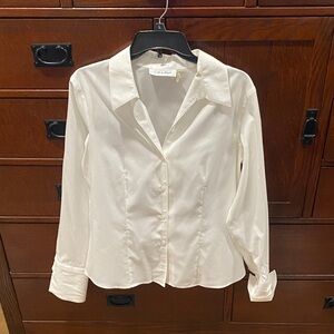Calvin Klein Women's Classic White Button-Down Shirt